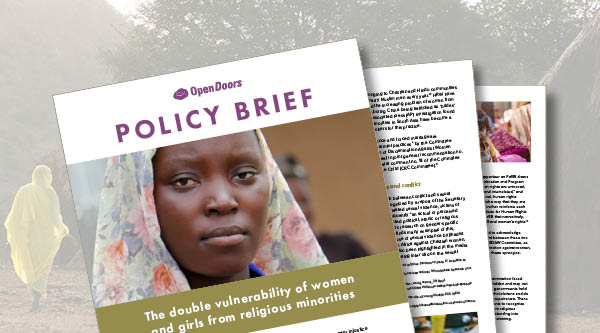 Drei Dokumente aus dem Policy Brief über die Situation der Frauen und Mädchen in religiösen Minderheiten