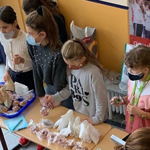 Muffinverkauf der Freien Christlichen Schule Gummersbach