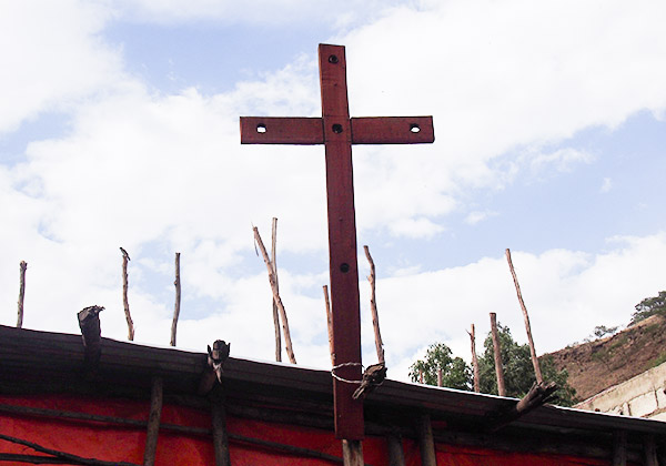 Kreuz auf einer Kirche in Äthiopien
