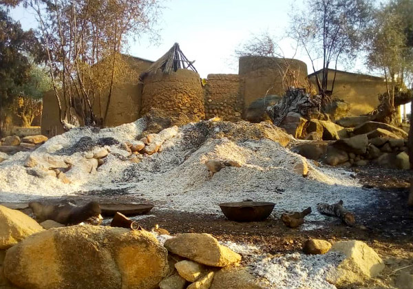 Archivbild: Von Boko Haram zerstörte Gebäude in Kamerun