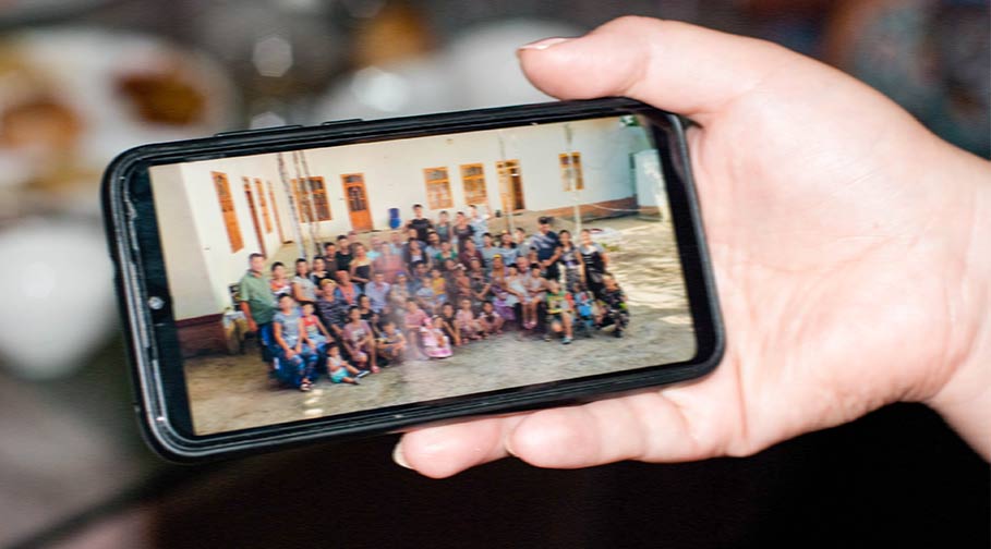 Eine Großfamilie aus Zentralasien findet zum Glauben an Jesus Christus