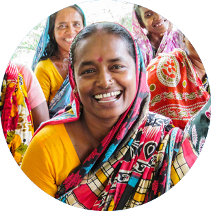 Verfolgte Christen sagen Danke - eine indische Frau lächelt breit in die Kamera