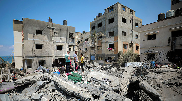 Zahlreiche Häuser in Gaza liegen in Trümmern oder sind stark beschädigt