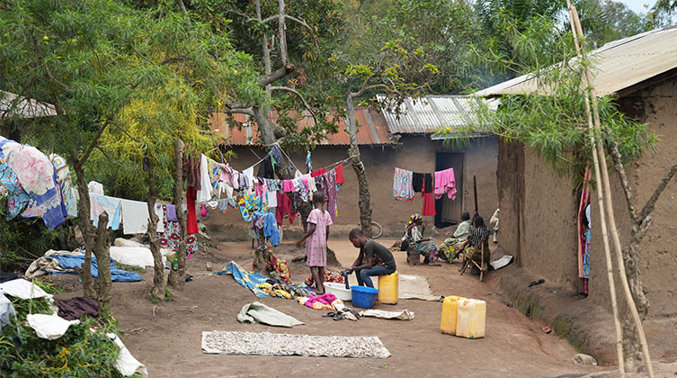 Dorf im Osten der DR Kongo