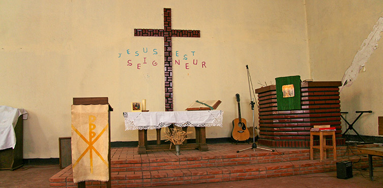 Symbolbild: Innenraum einer Kirche in Algerien