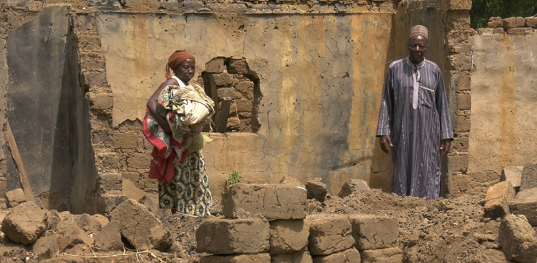 Durch gewaltsame Übergriffe wurden viele Häuser von Christen im Norden Nigerias zerstört