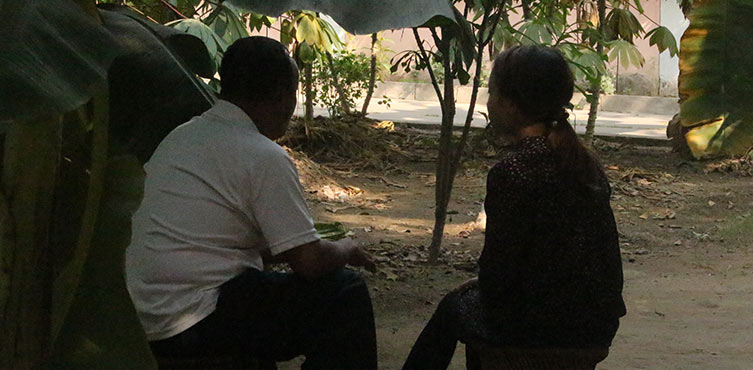 Pastor Neelesh und seine Tochter