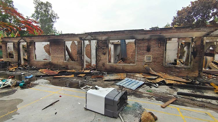Zerstörtes Gebäude in Manipur