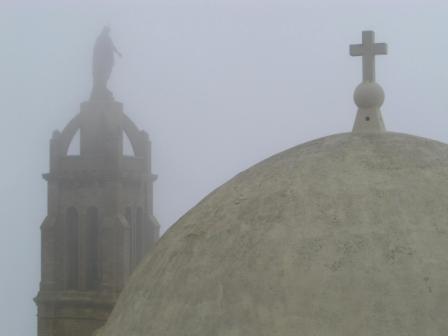 Algerien: Kreuz der Santa Cruz-Kirche in Oran/Open Doors