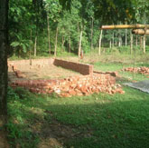 Fundament der Heiligkeitsgemeinde in Bilbathuangani 
