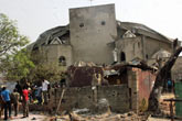 Nigeria: Zerstörte St. Theresa Kirche in Abuja/Quelle: Abayomi Fayese