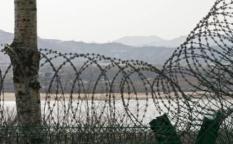 Nordkorea: Stacheldrahtzaun an der nordkoreanischen Grenze in Yanji/China/Open Doors