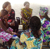 Frauen beim Treffen in Niger