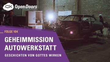 Auto in einer Werkstatt 