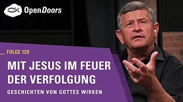 Mann am Gestikulieren