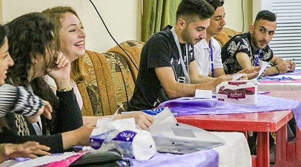 Jugendleiter-Training in Sharafiyah, Irak