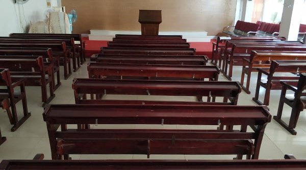 Während die Kirchen in Wuhan leer blieben nahm das Gemeindeleben in den Häusern und auf der Straße zu.