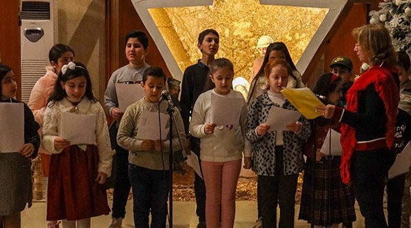 Weihnachtsgottesdienst in einer orthodoxen Kirche in Erbil Anfang Januar