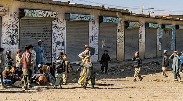 Viele junge Afghanen sehen für sich keine andere Zukunftsperspektive als sich den Islamisten anzuschließen (Symbolbild)
