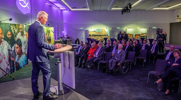 Markus Rode spricht auf der Dankesfeier für Volker Kauder