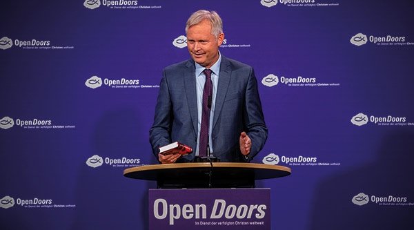 Markus Rode bei seiner Rede während der Dankesfeier für Volker Kauder