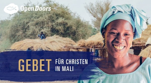 Gebet für Christen in Mali – Frau lächelt in die Kamera
