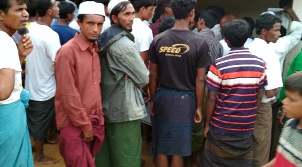 Das enge Miteinander des Flüchtlingslagers bedeutet für Christen oftmals zusätzliche Gefahr.