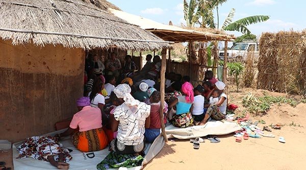 Geflüchtete Christen feiern Gottesdienst in Cabo Delgado