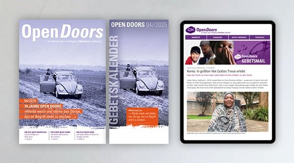 Produktabbildung des Open Doors Monatsmagazins und des Gebetskalenders für den aktuellen Monat. Rechts daneben wird ein Tablet mit den aktuellen digitalen Meldungen abgebildet.
