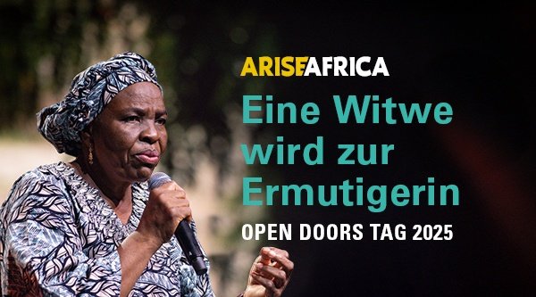 Eine Witwe wird zur Ermutigerin - Interview mit Afordia aus Nigeria | Open Doors Tag 2025