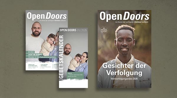 Abbildung verschiedener kostenloser Printmaterialien