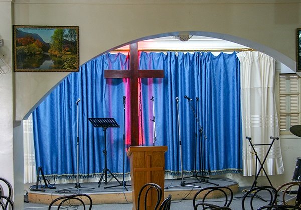 Blick ins Innere der „Église du Plein Évangile“ in Tizi Ouzou